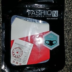 🔥Fashion Facemask👈 ReD & WhItE Print Pattern NEW